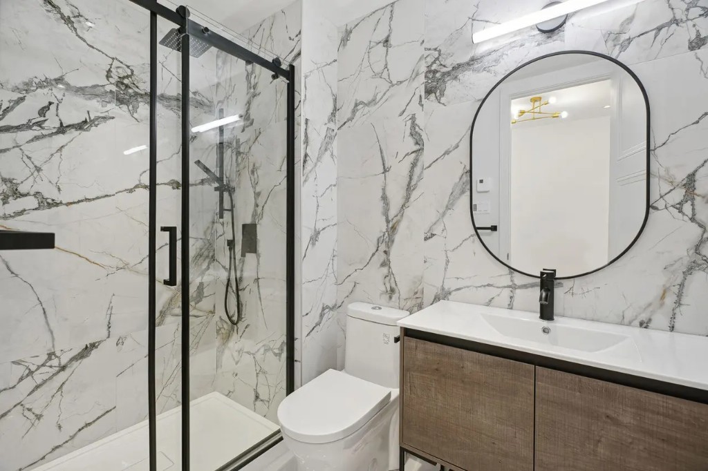 5080 Chemin Circle gallery 3