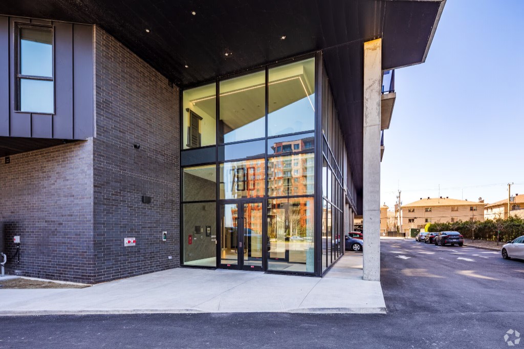 Serenity Towers gallery 3