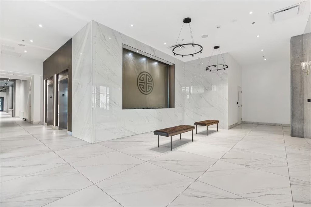 Serenity Towers gallery 4